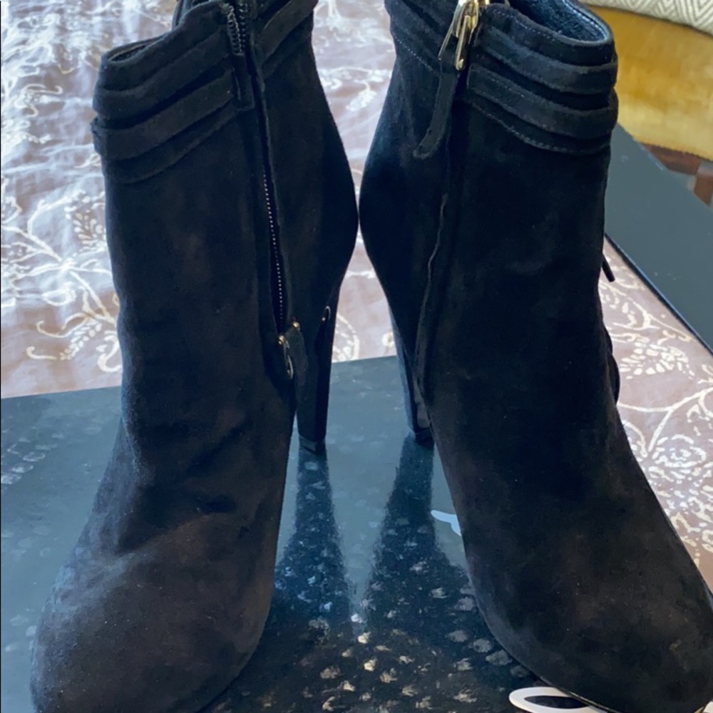 Women’s Sam Edelman booties, size 8